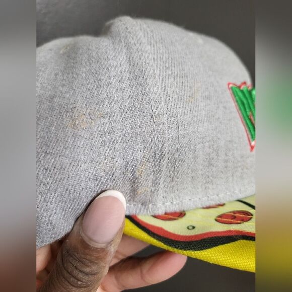 TMNT - SNAPBACK CAP - PIZZA WITH CUT OUT Bite Novelty Hat main image 8